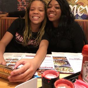 Meet your Posher, Ray